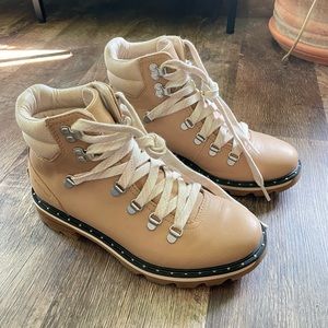 SOREL Lennox Hiker Boot Beautiful Tan Leather Waterproof LIKE NEW
